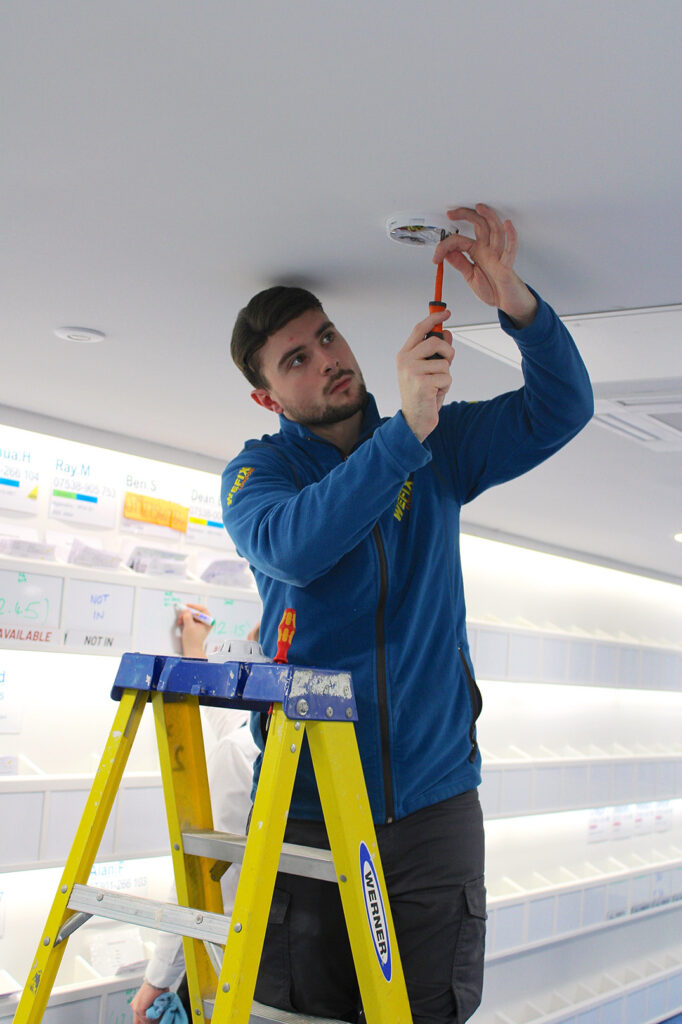 WEFIX Apprentice